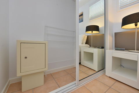 Port Douglas Apartments - Adults Only Oasis - Kingaroy Accommodation 13