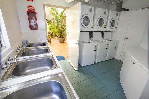 Port Douglas Apartments - Adults Only Oasis - Kingaroy Accommodation 35