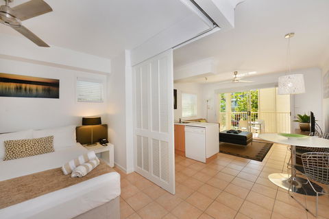 Port Douglas Apartments - Adults Only Oasis - Kingaroy Accommodation 30