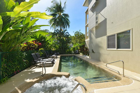 Port Douglas Apartments - Adults Only Oasis - Kingaroy Accommodation 22