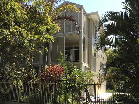 Port Douglas Apartments - Adults Only Oasis - Kingaroy Accommodation 38