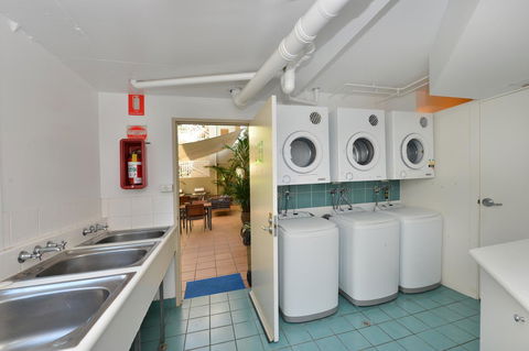 Port Douglas Apartments - Adults Only Oasis - Kingaroy Accommodation 24