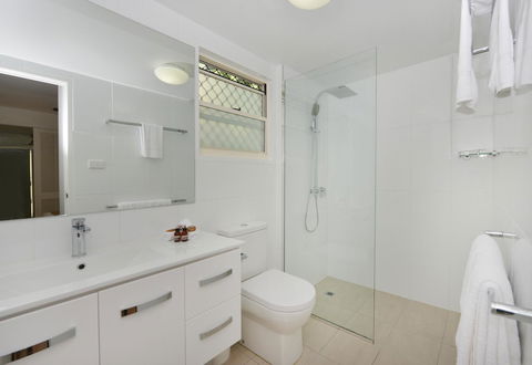 Port Douglas Apartments - Adults Only Oasis - Kingaroy Accommodation 32