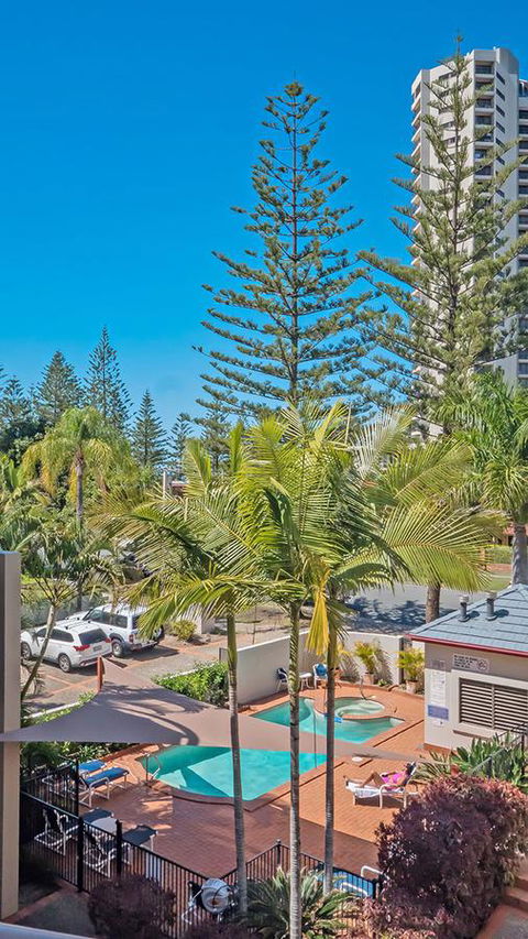 Burleigh On The Beach - Kingaroy Accommodation 23