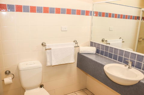 Salisbury Hotel Motel - Kingaroy Accommodation 12
