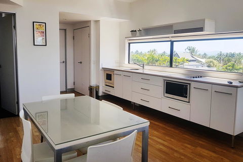 Hinchinbrook Holiday Apartments - Kingaroy Accommodation 2