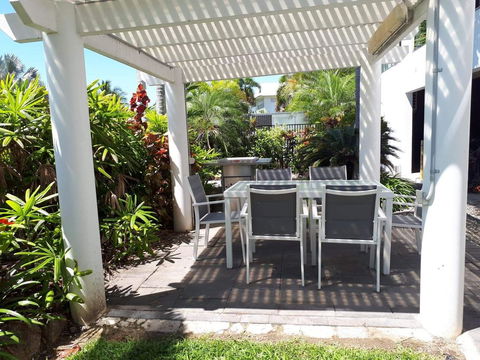 Hinchinbrook Holiday Apartments - Kingaroy Accommodation 34