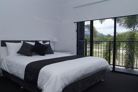 Hinchinbrook Holiday Apartments - Kingaroy Accommodation 23