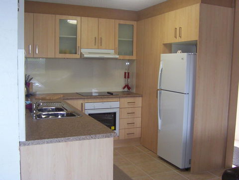 Burleigh Palms Holiday Apartments - Kingaroy Accommodation 20