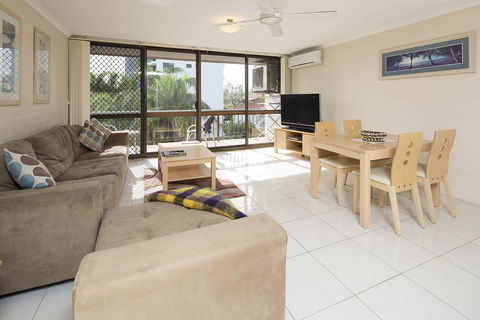 Burleigh Palms Holiday Apartments - Kingaroy Accommodation 15