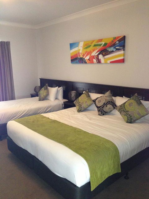 Alexandra Hills Hotel - Kingaroy Accommodation 16