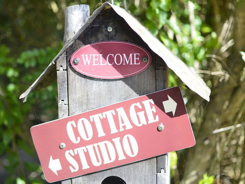 Apple Tree Cottage Montville - Kingaroy Accommodation 14