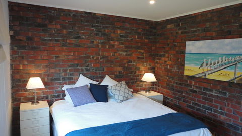 Ratcliff Cottage - Kingaroy Accommodation 4