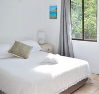 1 min. Walk To Beach Horeseshoe Bay Holiday Units - Kingaroy Accommodation