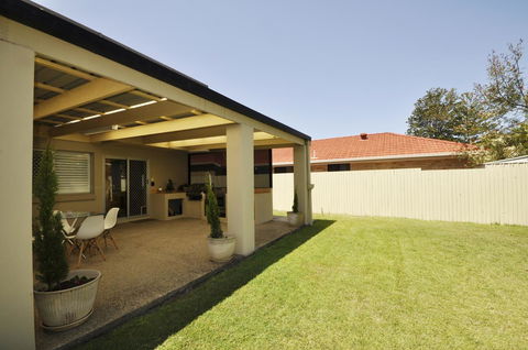 Ocean Wave - Kingaroy Accommodation 21