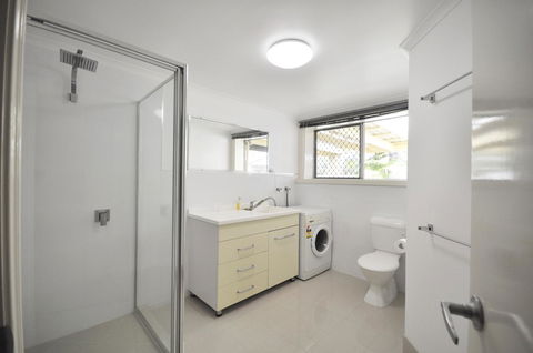 Ocean Wave - Kingaroy Accommodation 16