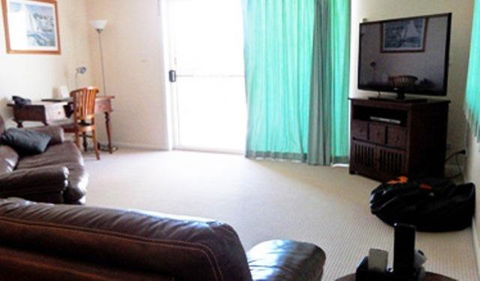 Sylvan Beach Resort - Kingaroy Accommodation 23