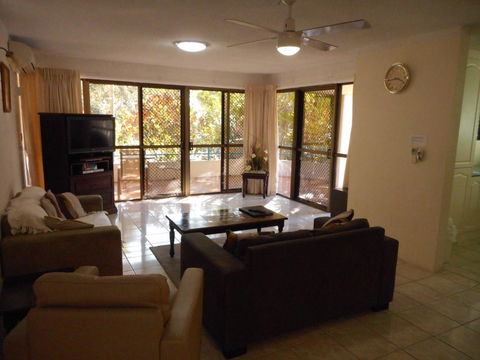 Placid Waters Holiday Apartments - Kingaroy Accommodation 13