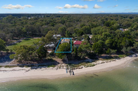 Bribie Beach House - Kingaroy Accommodation 15