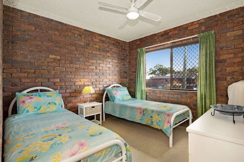 Waterviews,Pool, Wifi Its All Here !- Welsby Pde, Bongaree - Kingaroy Accommodation 23