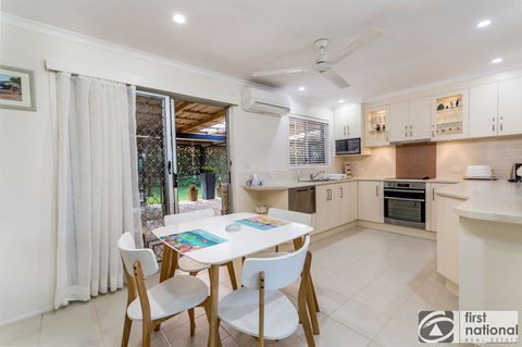 Kokomo, Thats Where We Want To Go - Bellara - Kingaroy Accommodation 2
