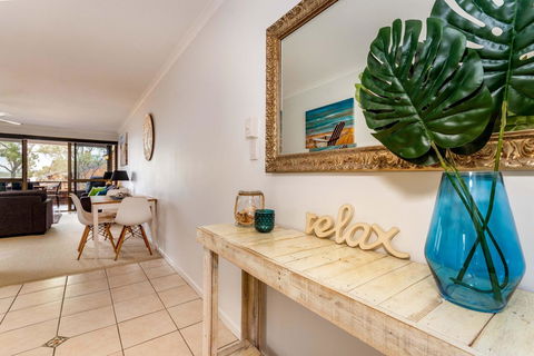 Spacious Family Unit With Incredible Views. - Kingaroy Accommodation 5