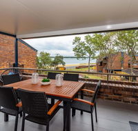 Spacious Family unit with Incredible views. - Kingaroy Accommodation
