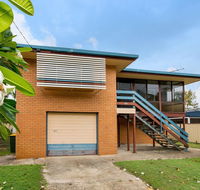 Short Stroll to Surf Beach - North Street Woorim - Kingaroy Accommodation