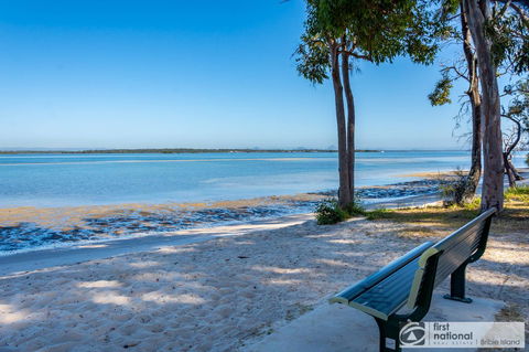 Family Holiday Haven On Boronia 100m To Beach - Kingaroy Accommodation 22