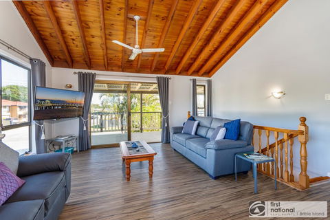 Family Holiday Haven On Boronia 100m To Beach - Kingaroy Accommodation 1