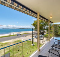 Water Views - Top Floor -Clearview Apartments South Esp Bongaree - Kingaroy Accommodation