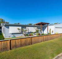 Fabulous Family Destination in Paradise Parade Bongaree - Kingaroy Accommodation