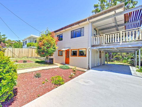 'Beach Break 2', 2/10 Lionel St - Downstairs Unit With Aircon - Kingaroy Accommodation 0