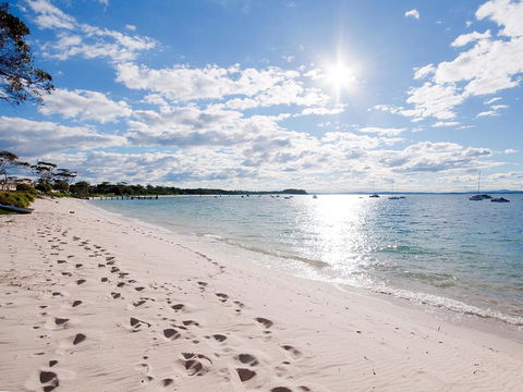 'Beachside' Shoal Bay, Unit 4 - Kingaroy Accommodation 1