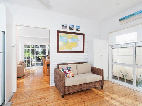 'The Croft' 11 Boulder Bay Rd - Cosy Beach House With Aircon & Only 270m To The Beach - Kingaroy Accommodation 3