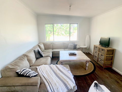'The Wattles' - True Country Escape Near Wineries - Borenore - Kingaroy Accommodation 2