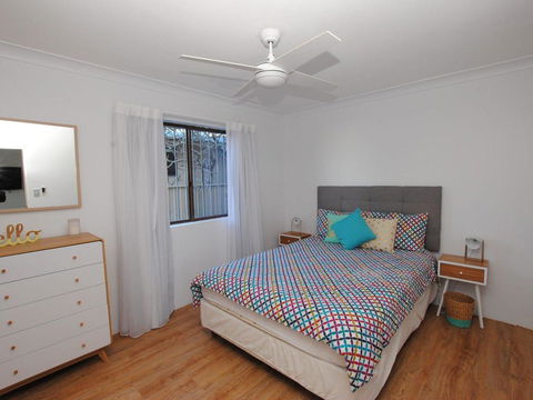 'Time And Tide' 1 - Ground Floor With Water Views - Kingaroy Accommodation 3
