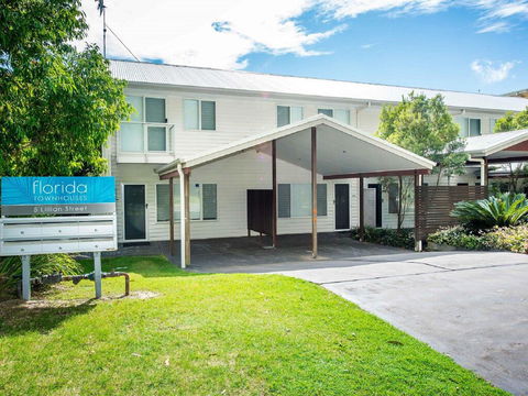 1 'Florida', 5 Lillian Street - 2 Min Walk To Beach, Shops & Restaurants - Kingaroy Accommodation 0