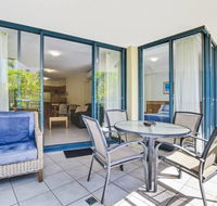 1 Bedroom - Private Managed Resort Pool and Beach - Alex - Kingaroy Accommodation