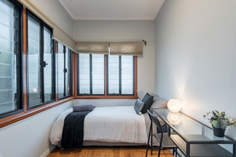 1 Private Single Room In Carramar 1-Minute Walk To Station - SHAREHOUSE - Kingaroy Accommodation 0