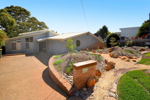 131 Pacific Drive, Port Macquarie - Kingaroy Accommodation 0