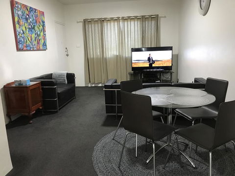 14 Elizabeth St - Kingaroy Accommodation 2