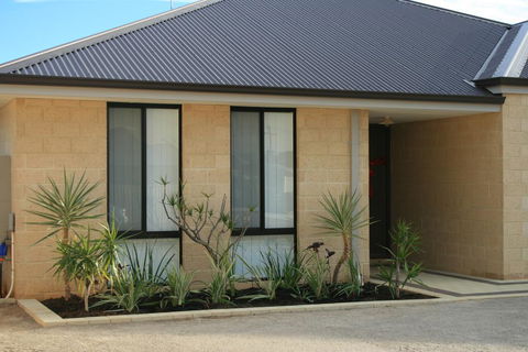 14Rosapark House - Kingaroy Accommodation 1