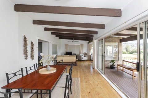 19 Buchan Street - Mollymooks Tee To Sea - Kingaroy Accommodation 3