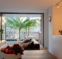 2 Bedroom Apt in Potts Point with Parking - Kingaroy Accommodation