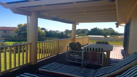22 Broadbeach Drive - Kingaroy Accommodation 1