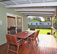 24 Sundew Street Mudjimba - 500 Bond - Pet Friendly Linen Supplied WIFI Air Cond. - Kingaroy Accommodation