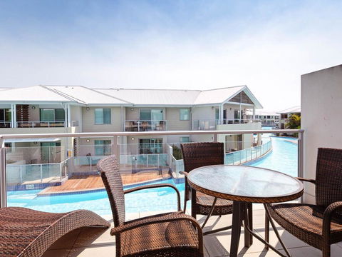 245 'Pacific Blue', 265 Sandy Point Rd - Air Conditioned Unit With Resort Facilities And Linen Supplied - Kingaroy Accommodation 0