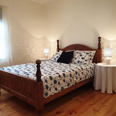 Blue Seas - Beach Front Living - Kingaroy Accommodation 4