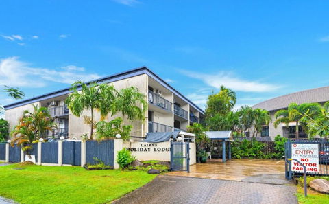Cairns Holiday Lodge - Kingaroy Accommodation 0